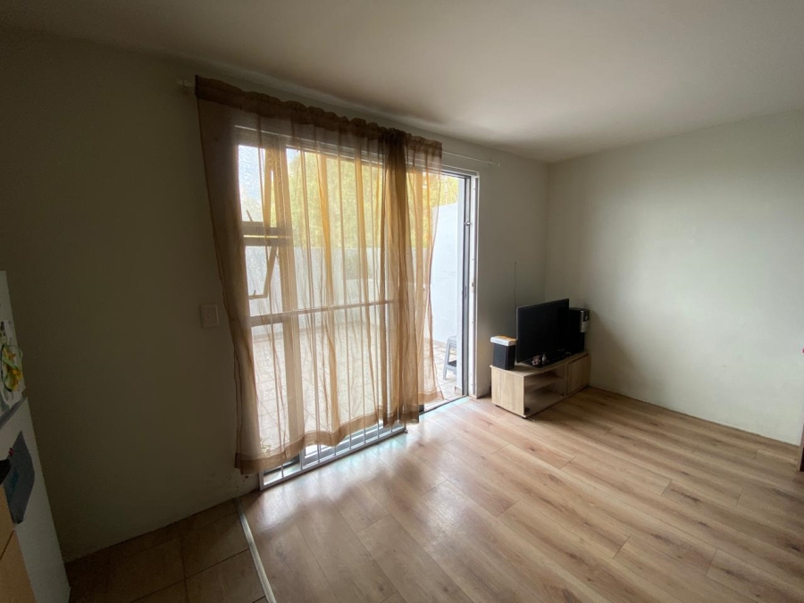 To Let 0 Bedroom Property for Rent in Woodstock Western Cape